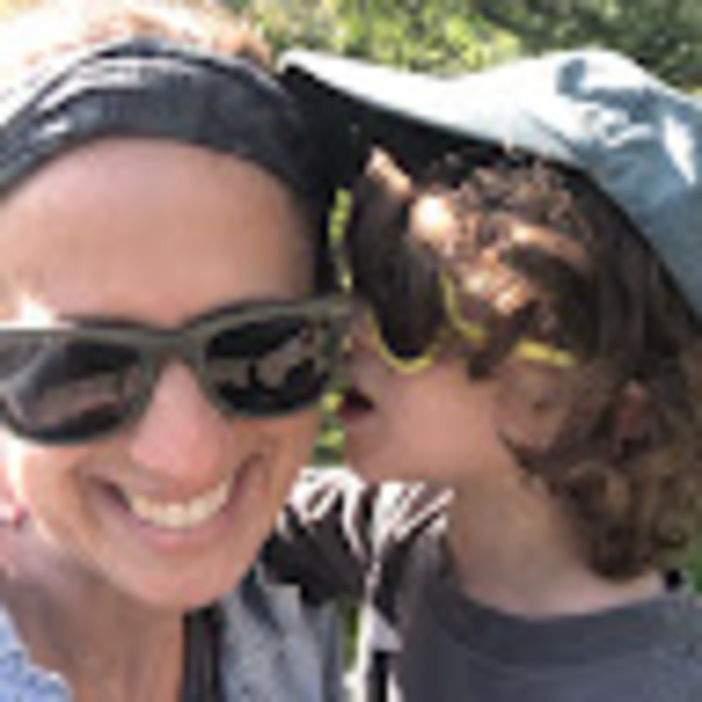 Meet your Posher, Elana